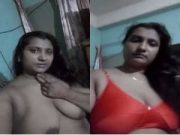 BBW Bhabhi Shows Her Boobs