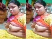 Horny Bangla Boudi Shows her boobs and Pussy Part 1
