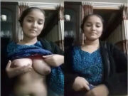 Cute Desi Girl Shows Boobs