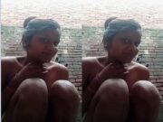 Desi Vlg Girl Shows Her Nude Body